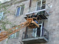 Монтаж консольного балкона